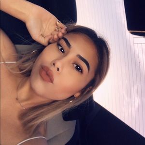 Meet your Posher, Wendy